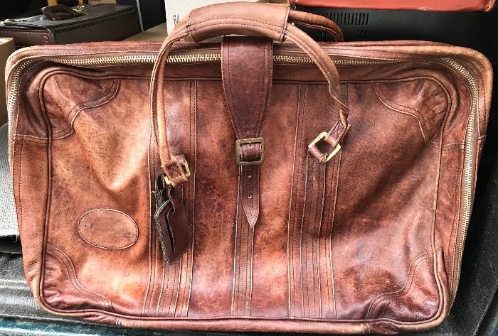 Very Nice Old Leather Professional Carrying case