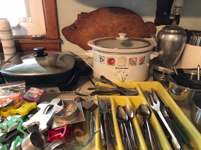 Crock pot, Pig Wood cutting board, Silverware, Presto fry pan, Vintage Mirro Percolating pot