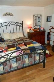 Iron Bed,Dresser,Quilt