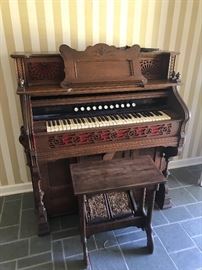 Lovely old Bristol pump organ ( off site consignment....a great buy at $375! Available for immediate sale!