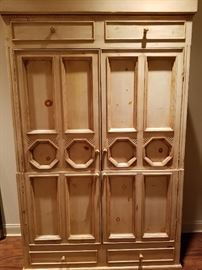 Armoire