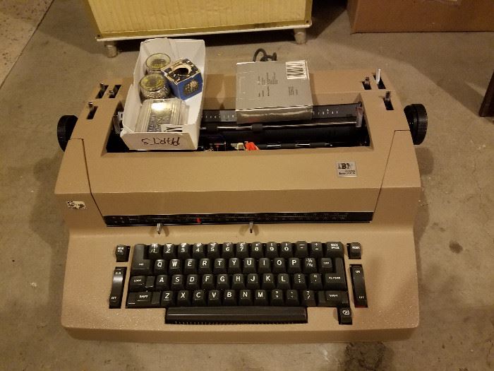  IBM Selectric Typewriter         http://www.ctonlineauctions.com/detail.asp?id=704527