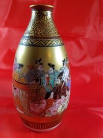Japanese Vase            http://www.ctonlineauctions.com/detail.asp?id=704510