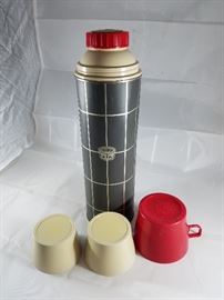  Insulated Thermos       http://www.ctonlineauctions.com/detail.asp?id=704528