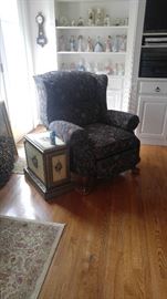 Large extremely comfortable recliner