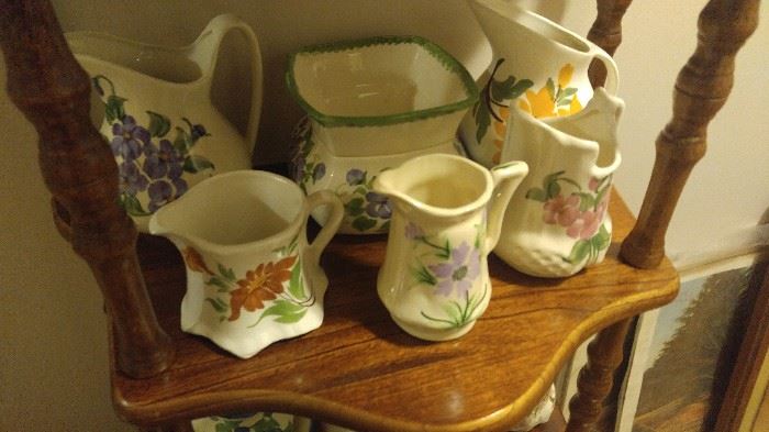 Collection of cash family pottery