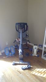 Exercise equipment cycle machine