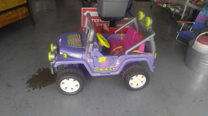 Jeep riding toy