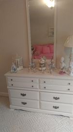 Beautiful white dresser with mirror