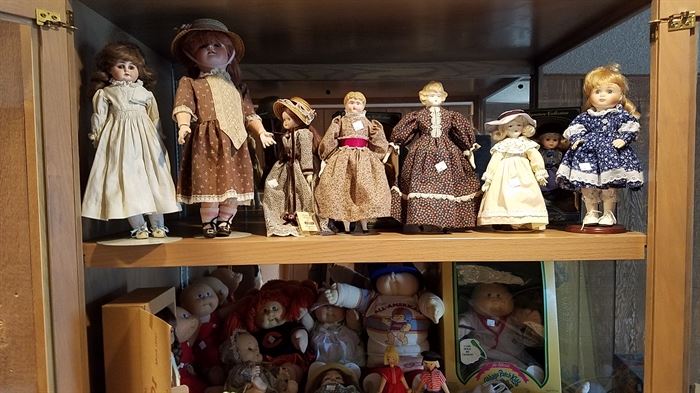 great selection of dolls
