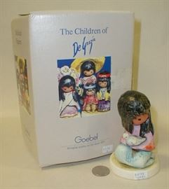 DeGrazia Goebel figurine