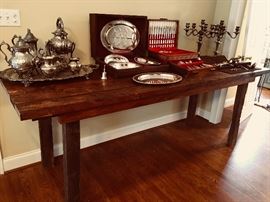 Farm table to die for! 8 feet long, repurposed wood. 