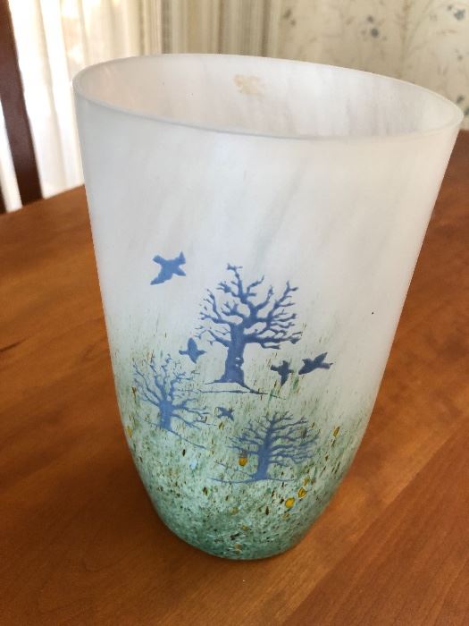 Kosta Boda 9” Art Glass Vase