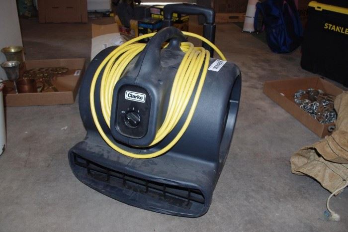 Clarke DirectAir Pro 3-speed Transportable Carpet Dryer and air mover