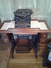 Underwood typewriter 
