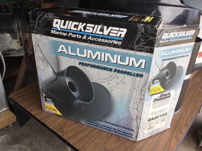 NEW Quicksilver propellor 14”/ 19 pitch