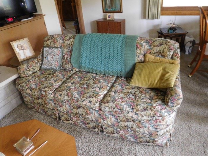 floral  sofa