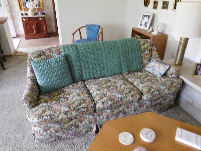 matching  floral  sofa