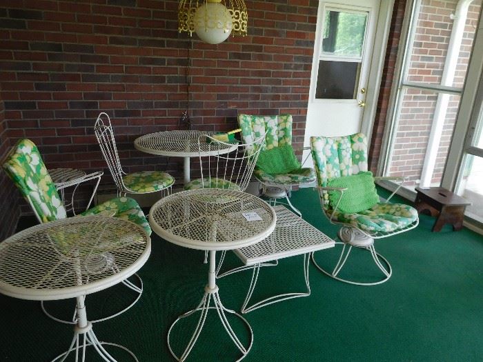 Vintage  patio  set