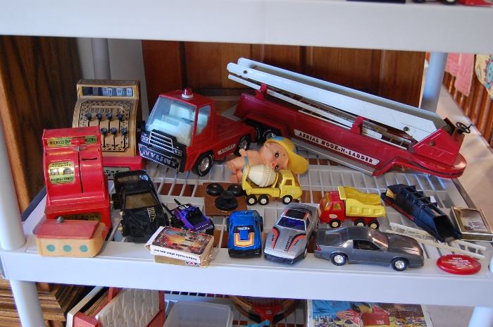 metal vintage toy Fire Truck