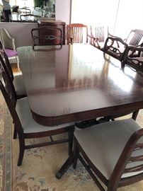 Mahogany Double Pedestal Dining Table With 6 Chairs