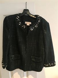 Beautiful clothes in excellent condition 