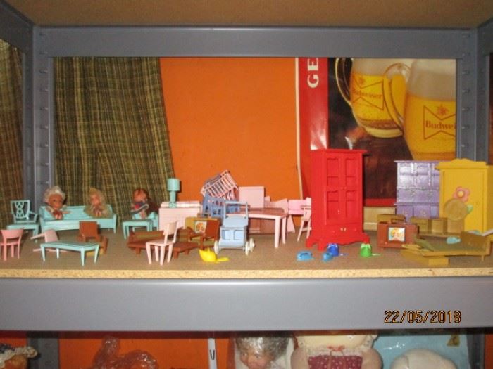 doll house furniture