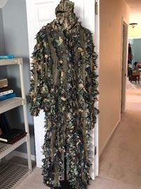 Are you able to see this image? Gander Mountain full Ghillie Suit