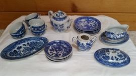 Misc blue and white mini dishes