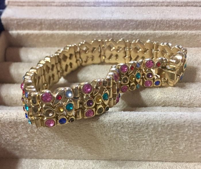 FUN segmented colored stone bracelet