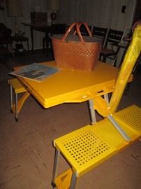 folding picnic table with umbrella