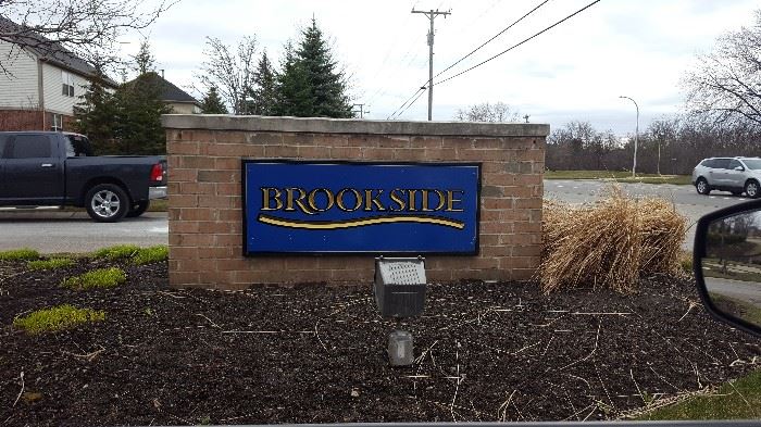 In the Brookside sub condos, off Farmington Rd.  between 7 mile and 8 mile.