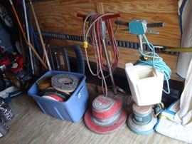 FLOOR BUFFERS AND POLISHERS