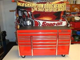 EXTREMELY RARE SNAP ON DEALER AWARD NOT AVAILABLE TO THE PUBLIC 