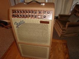 GUITAR AMP