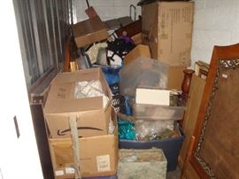 JUST PICKED UP ANOTHER ESTATE NO IDEA WHATS IN HERE IF I GOT TIME IT WILL BE ADDING THINGS SATURDAY AND SUNDAY