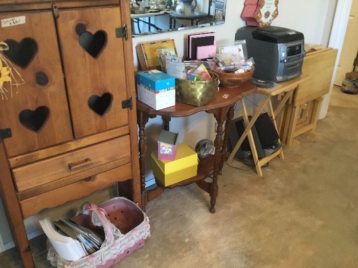 Wooden heart cut out cabinet, small table