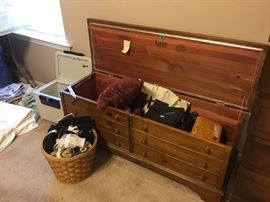 Cedar chest - Sentry safe (no key found yet)