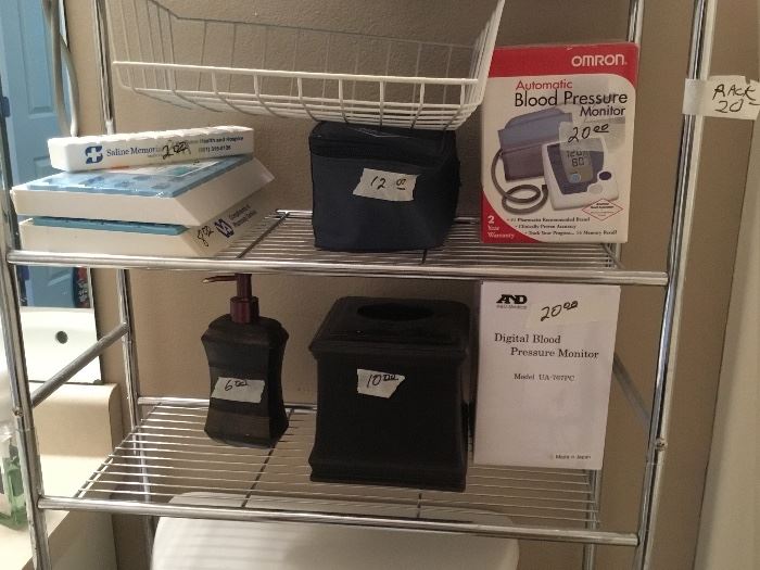 Shelf & bathroom items