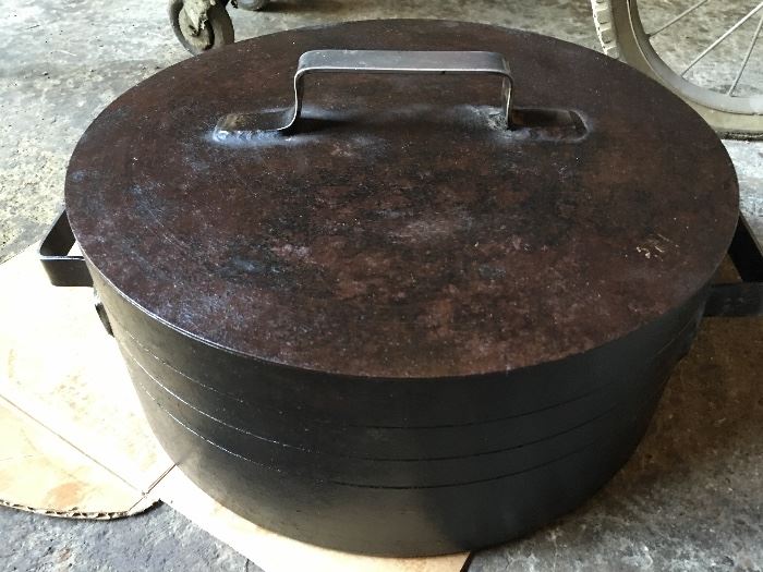 Handmade Commercial Pot with Lid & Fryer  Basket. Solid Cast Iron