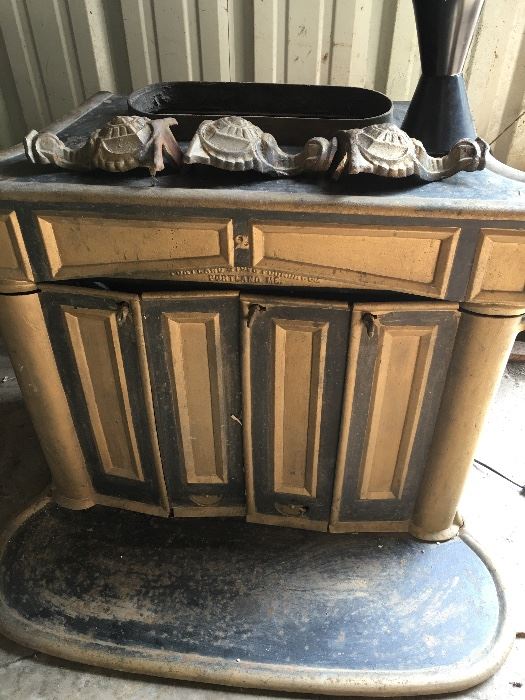 Very Old Franklin Wood Burning Stove with Ornate Feet
Portland Stove Founder Co.