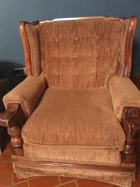 Broyhill Chair (like brand new)