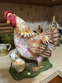 Tons of Cute Rooster & Hen Decor
    Metal Hen with Chicks