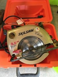 SkilSaw Classic 2.5hp with Case