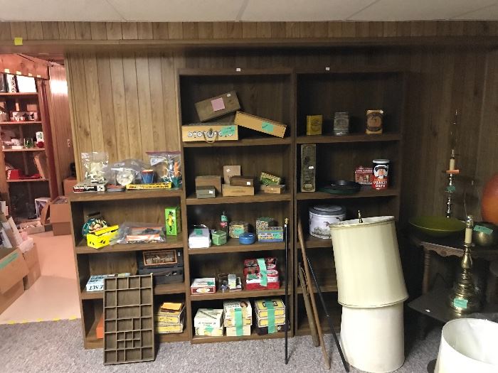 Lamp based and shades.
Cigar boxes. Vintage toys. Tins including gun powder tins!