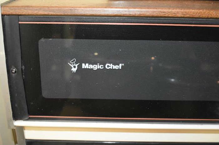 Magic Chef Stove