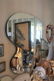 Palate shaped Mirror!