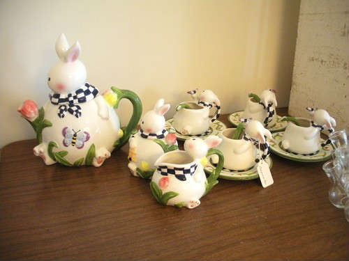 Just too cute...bunny rabbit tea set.