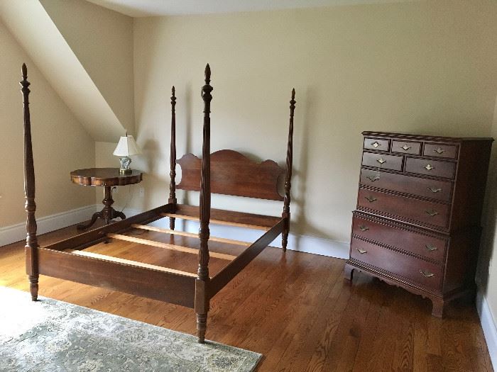 Four-poster bed.