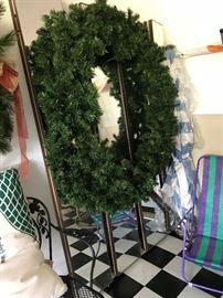 Large lighted Christmas wreath 